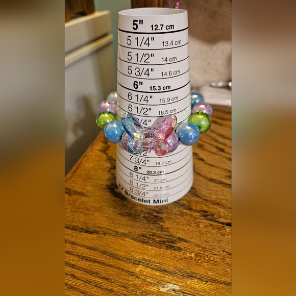 Handmade Jewelry - Handmade Colorful Beaded Butterfly pendant Bracelet.